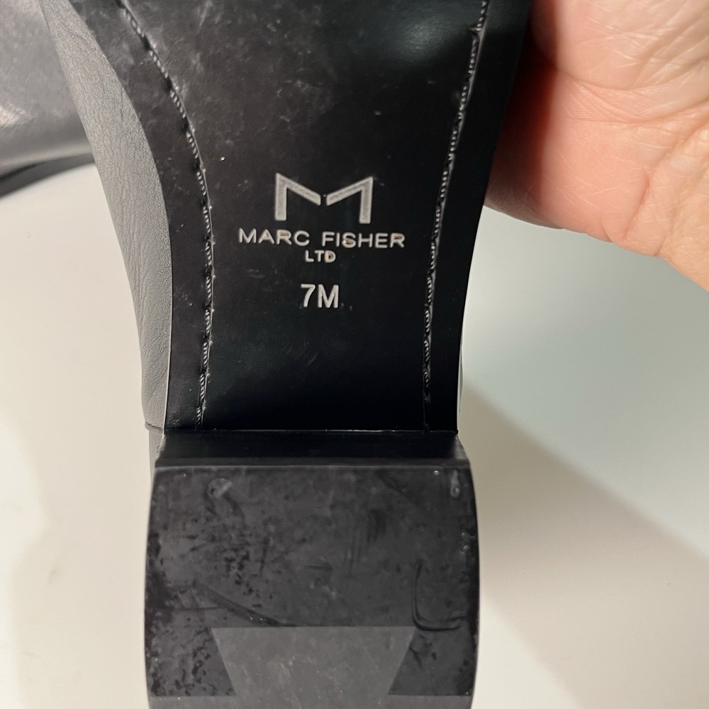 Marc Fisher Women's Yilda Cut Out Black Leather‎ Boots Sz 7 Western Bootie - Picture 7 of 10
